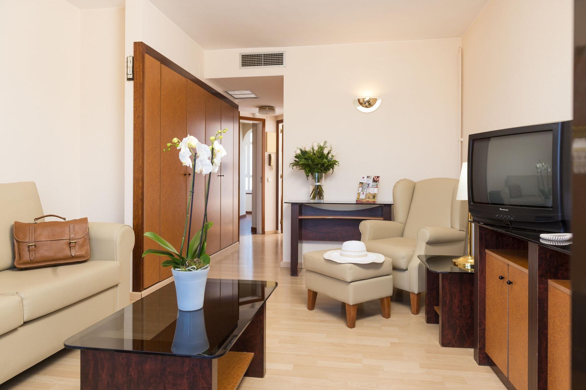 Gem Wellness & 3*